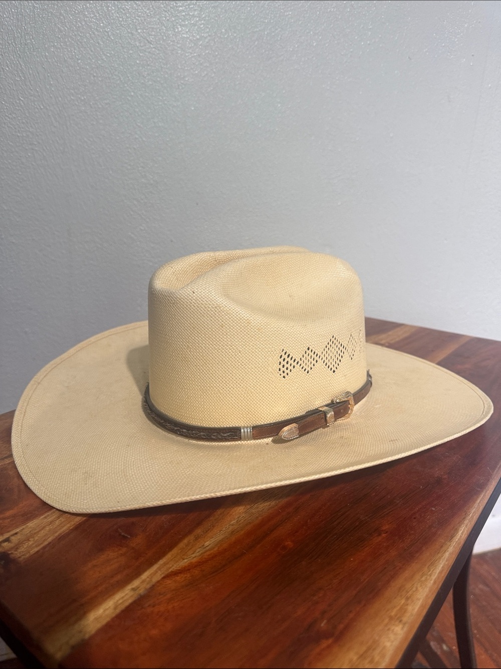 Larry Mahan Hat Collection 3X Straw Cowboy Hat Size 7 1/4 (Cavender's)